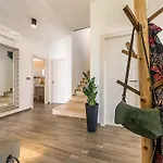 Zen Villa Póla